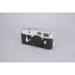 A Leica M2 Rangefinder Body,