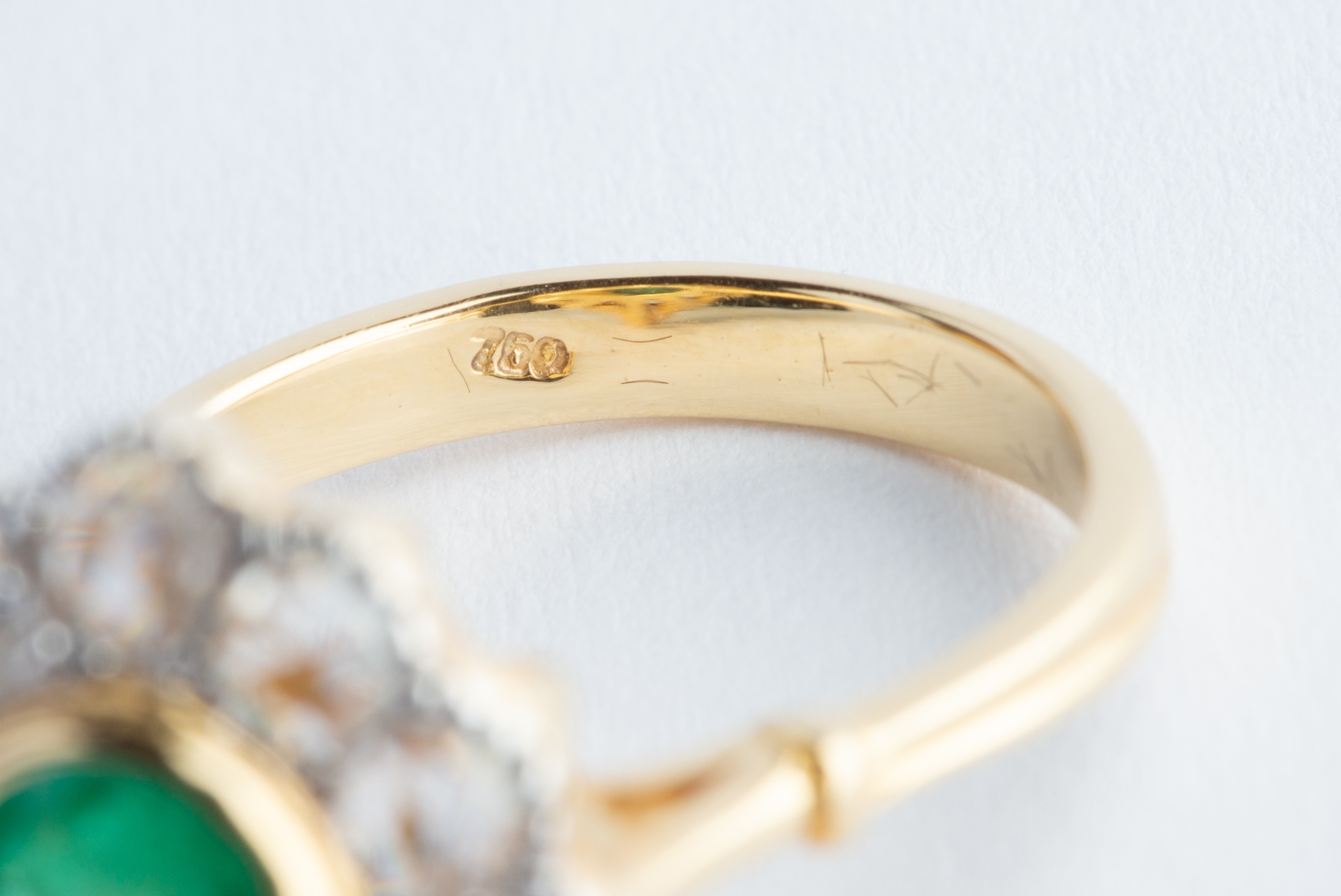 A 18ct Yellow Gold Emerald & Diamond Ring, - Image 5 of 6