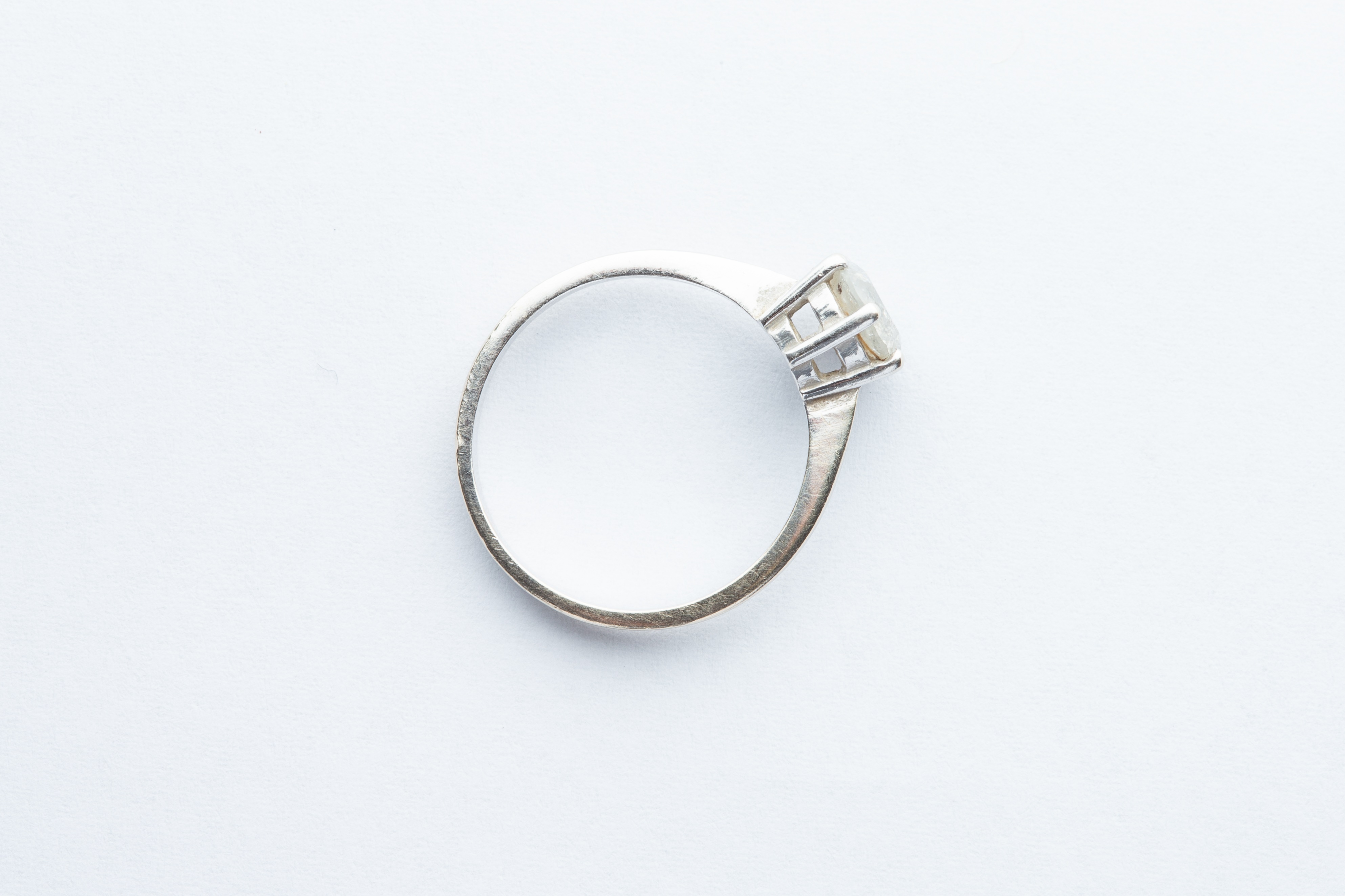 A 18ct White Gold Diamond Solitair Ring, - Image 3 of 4