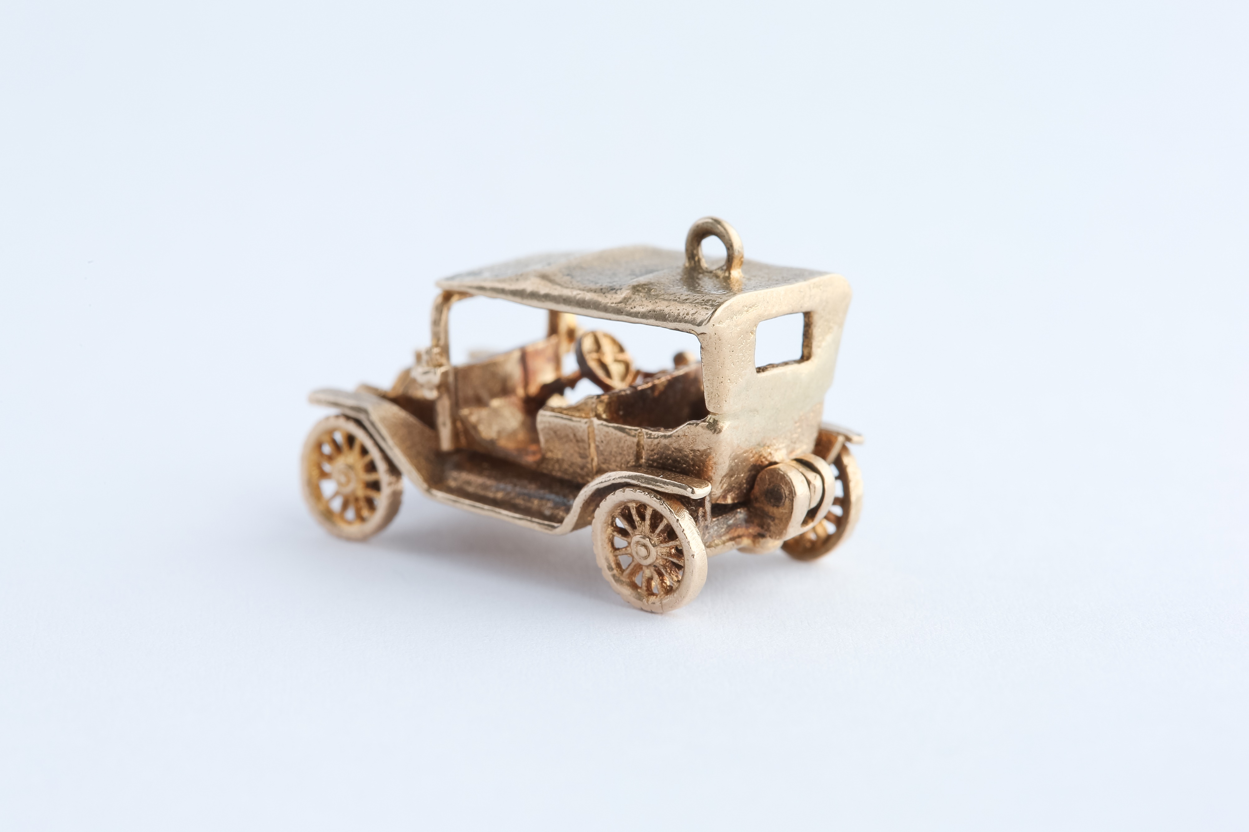 A 9ct Gold Car Charm, - Image 3 of 7