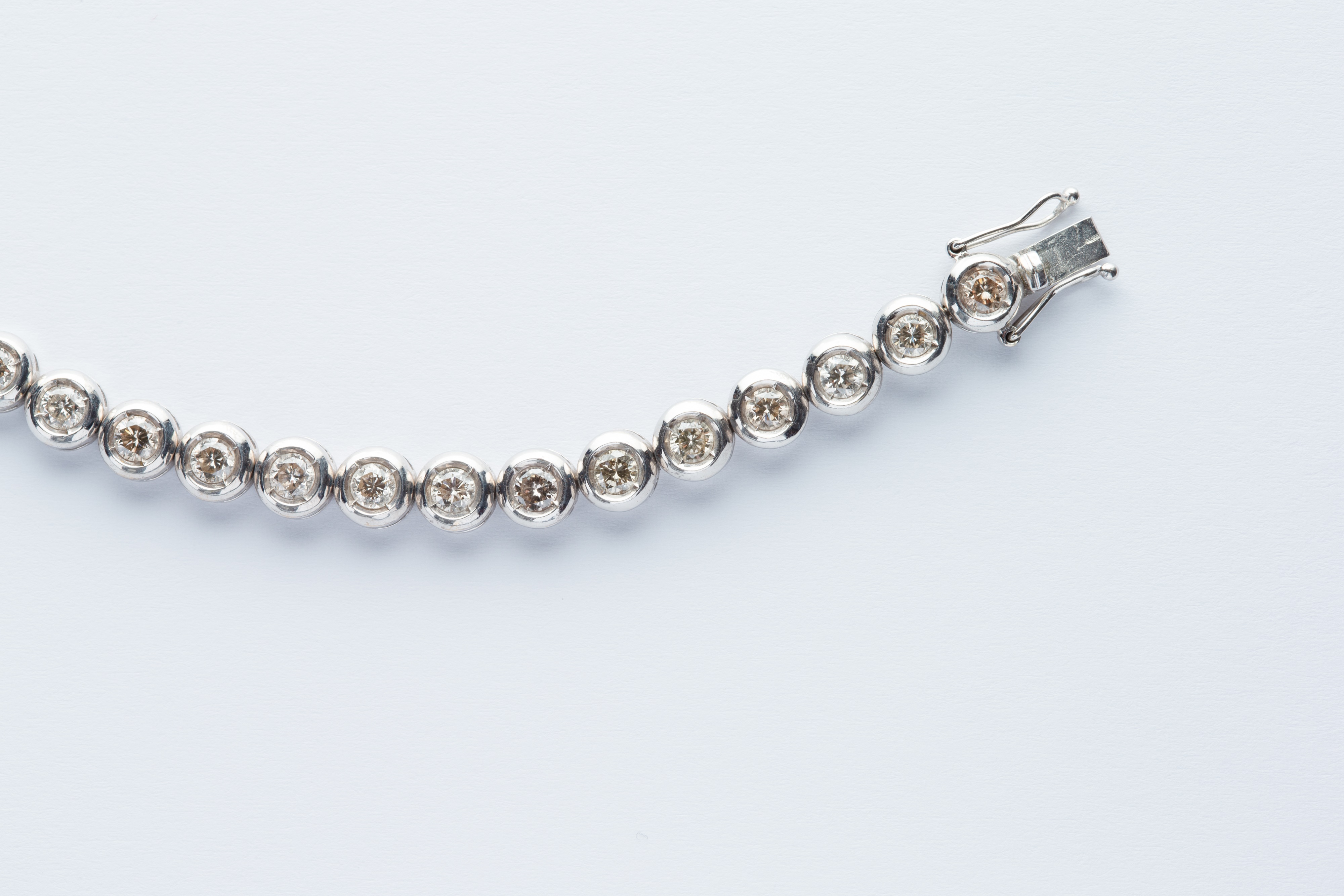 A Fine 18ct White Gold Diamond Bracelet, - Image 2 of 3