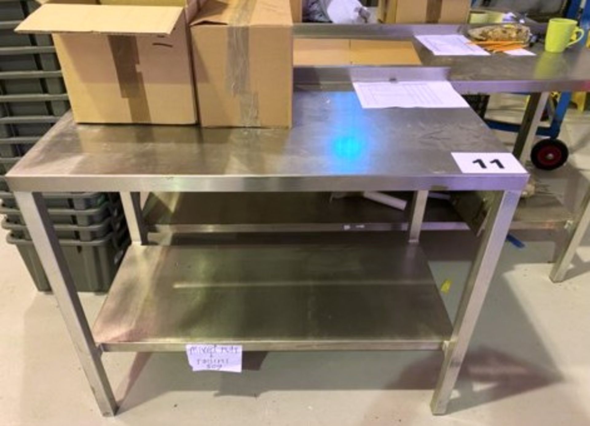 STAINLESS STEEL TABLE WITH SHELVING. LO £10