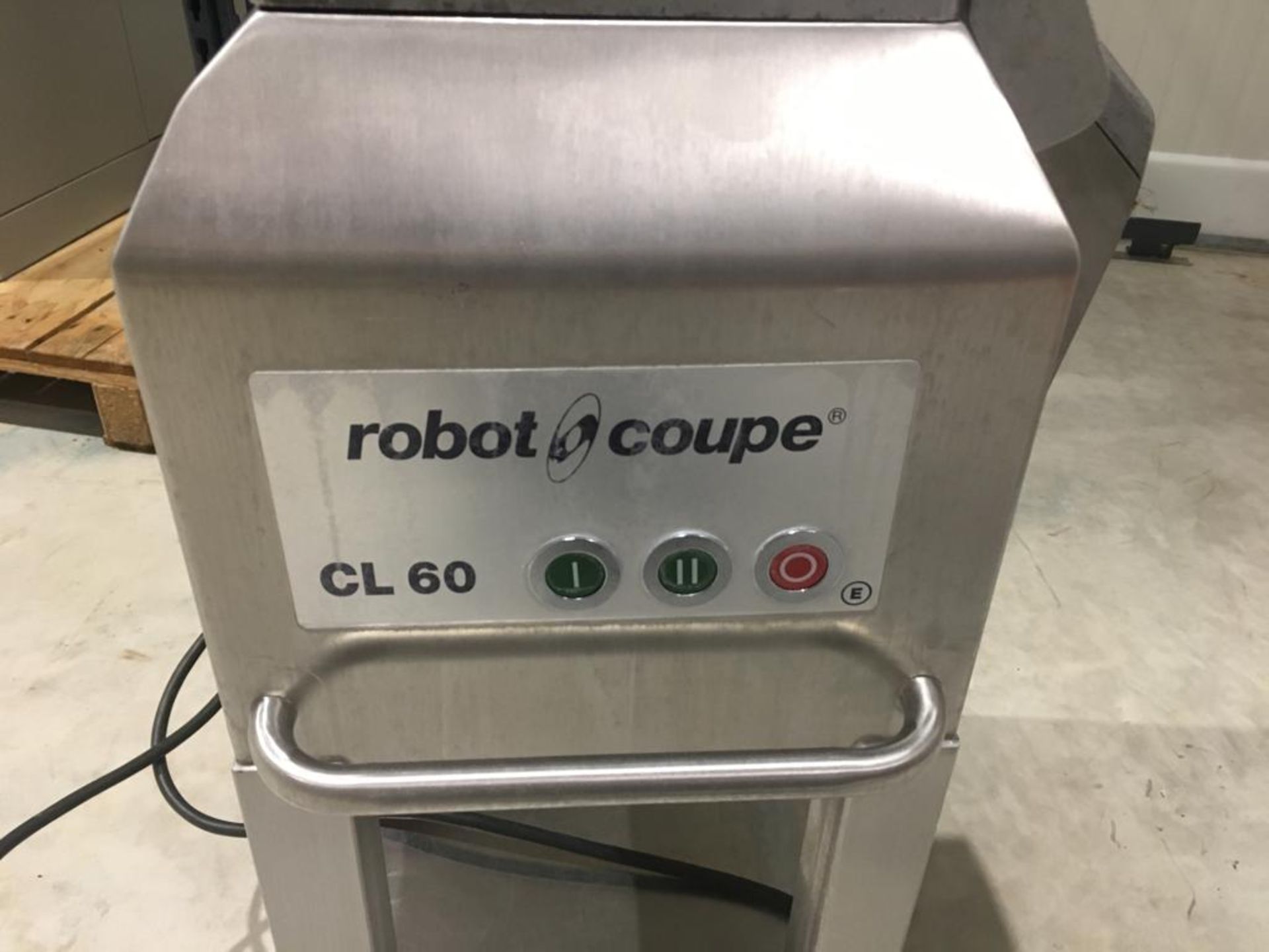 ROBO COUPE CL60. LO £10. - Image 2 of 5