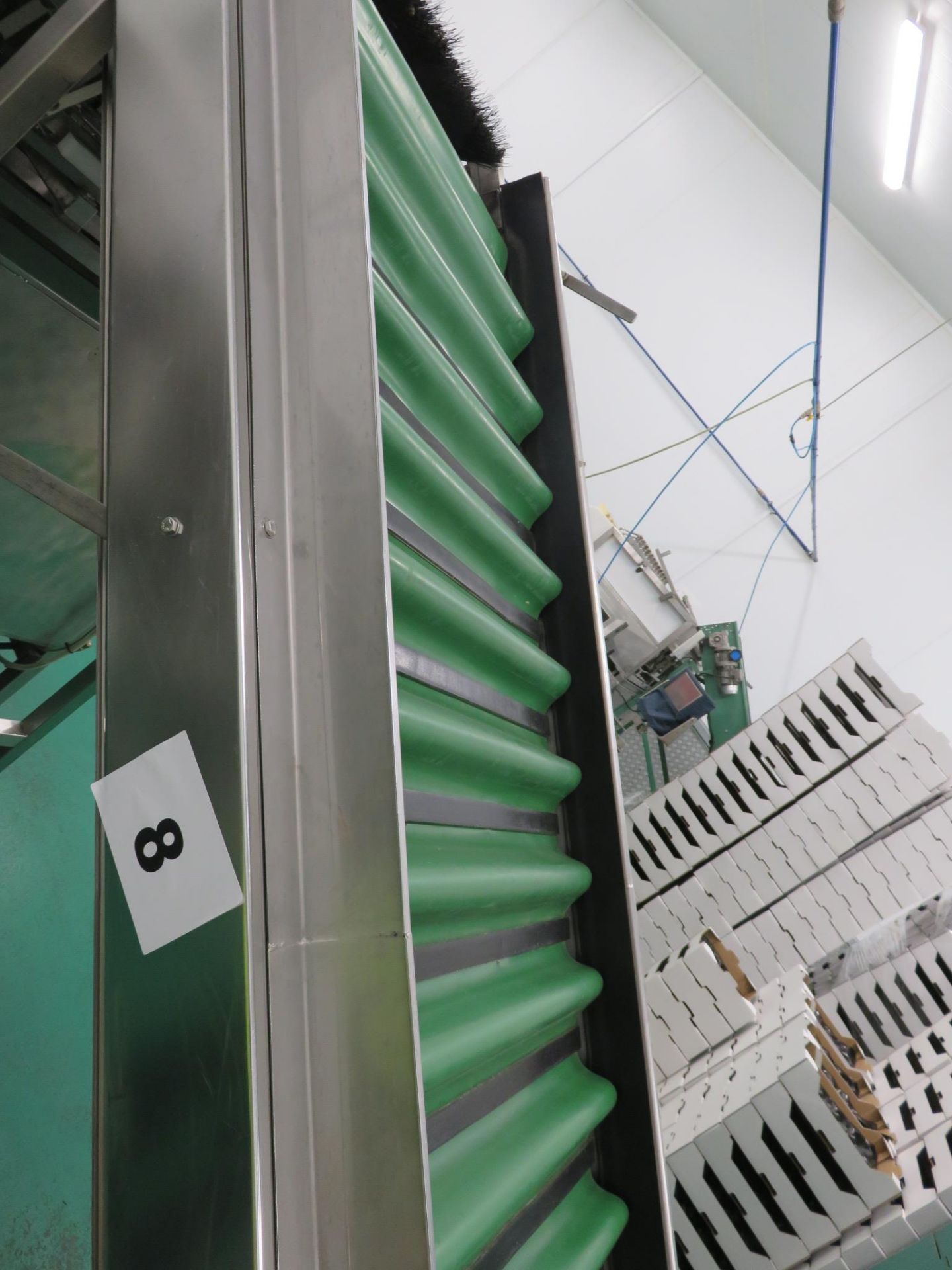 FLIGHTED CONVEYOR - Image 2 of 3