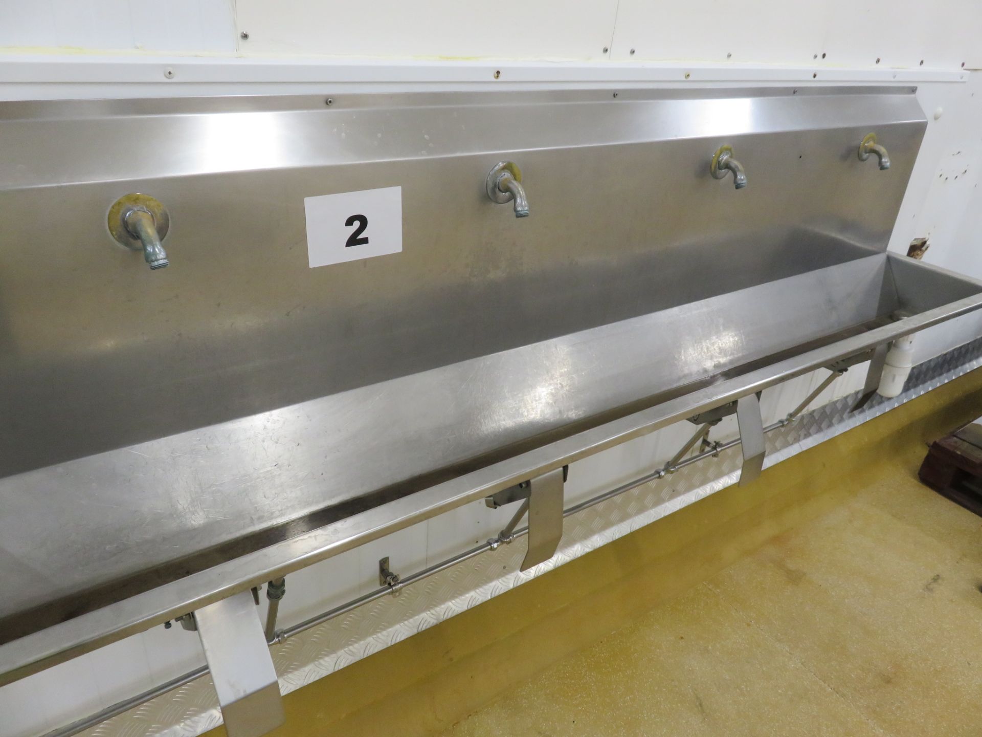 STAINLESS STEEL SINK. - Image 2 of 2