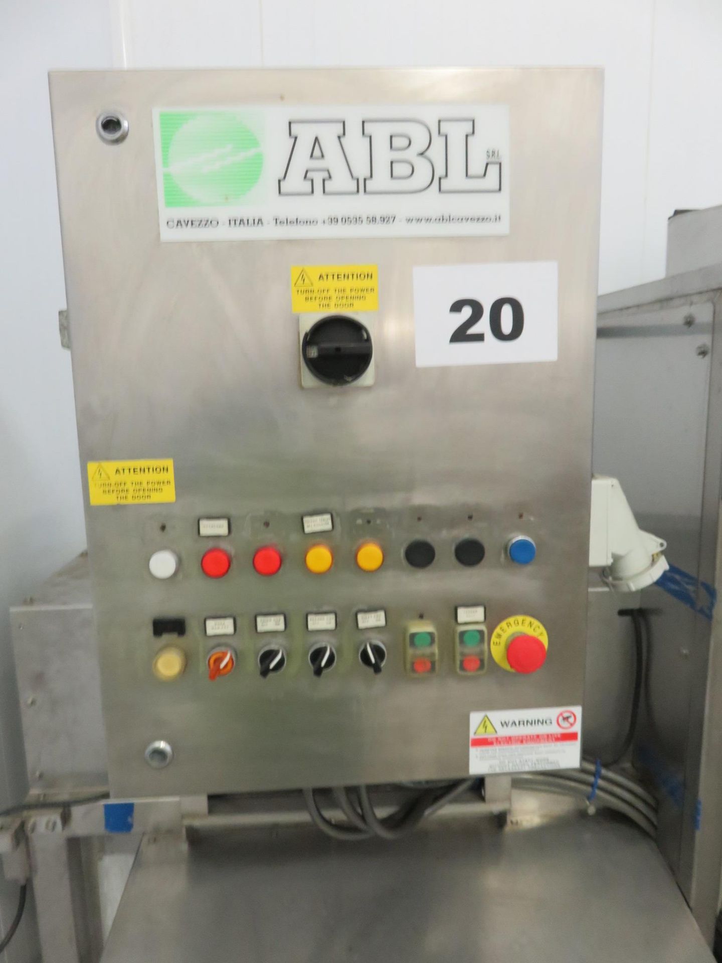 ABL GTF PINEAPPLE AND MELON AUTOMATIC CHUNKING MACHINE. - Image 3 of 15