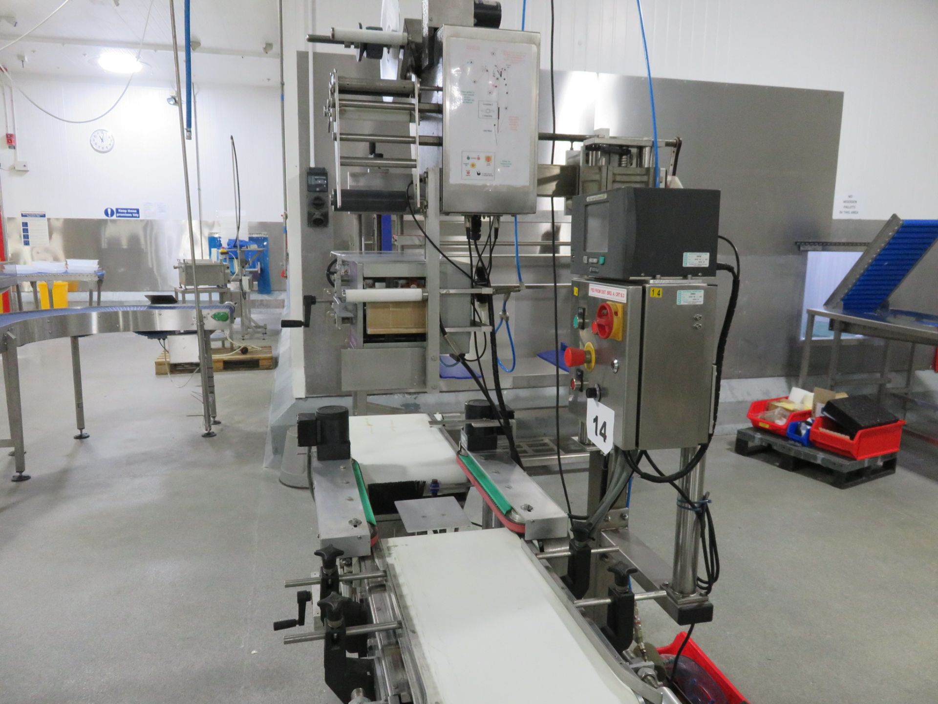 PRECISION LABELLING SYSTEMS 'C' WRAP LABELLER. - Image 3 of 8