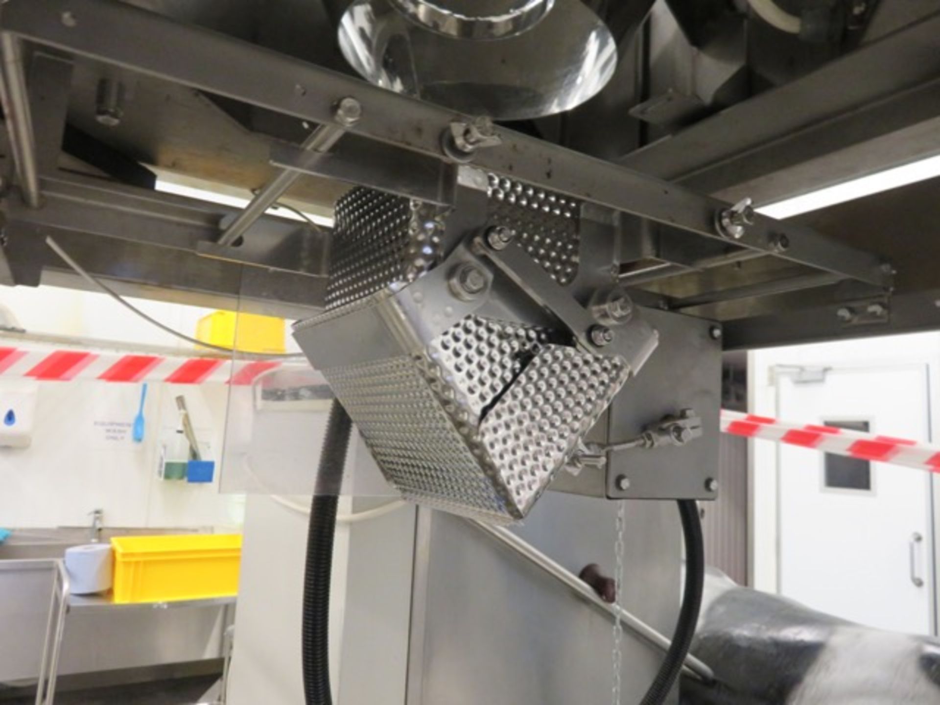 ISHIDA 14 HEAD MULTI HEAD WEIGHER. - Image 5 of 30