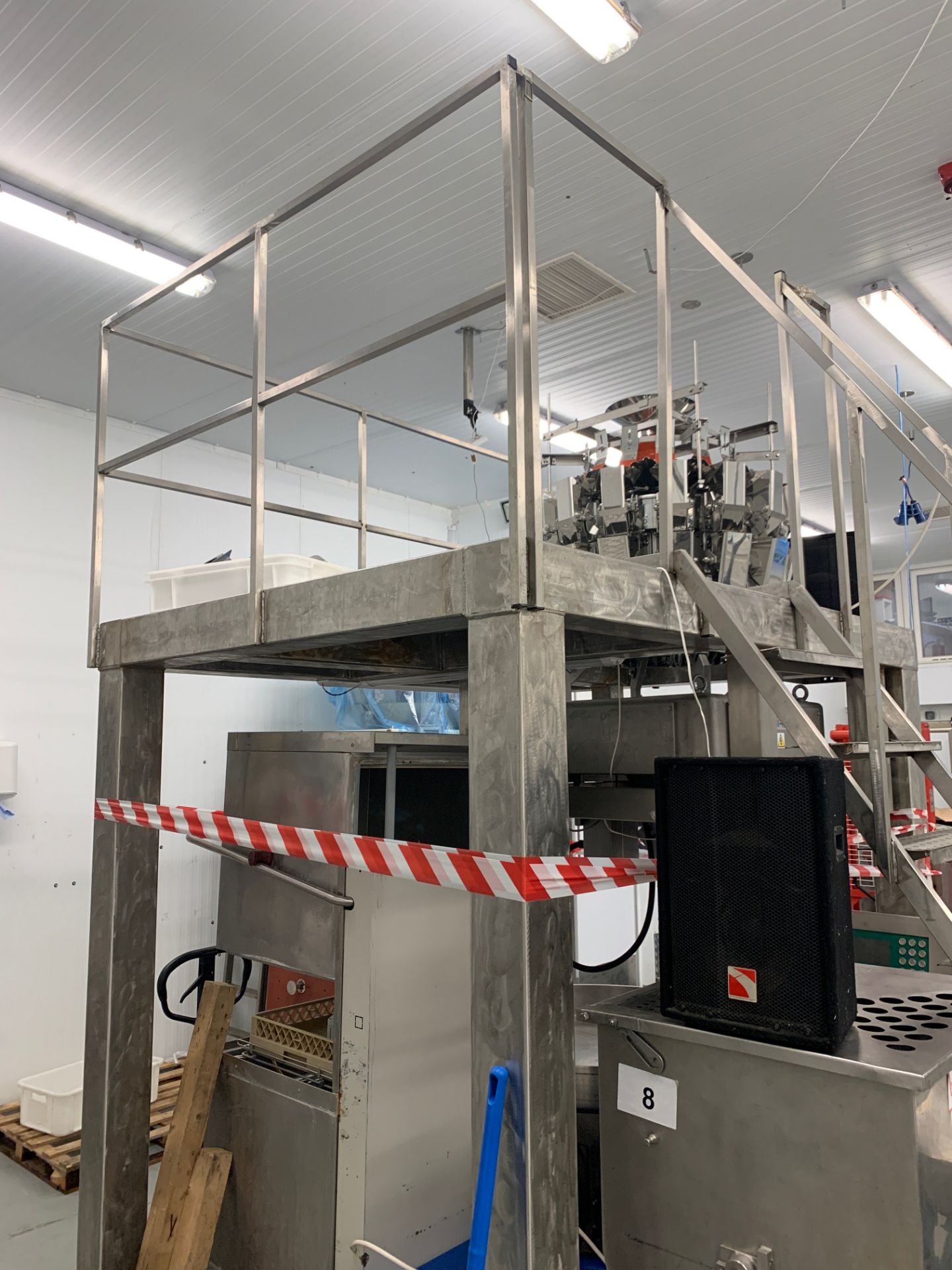 ISHIDA 14 HEAD MULTI HEAD WEIGHER. - Image 14 of 30