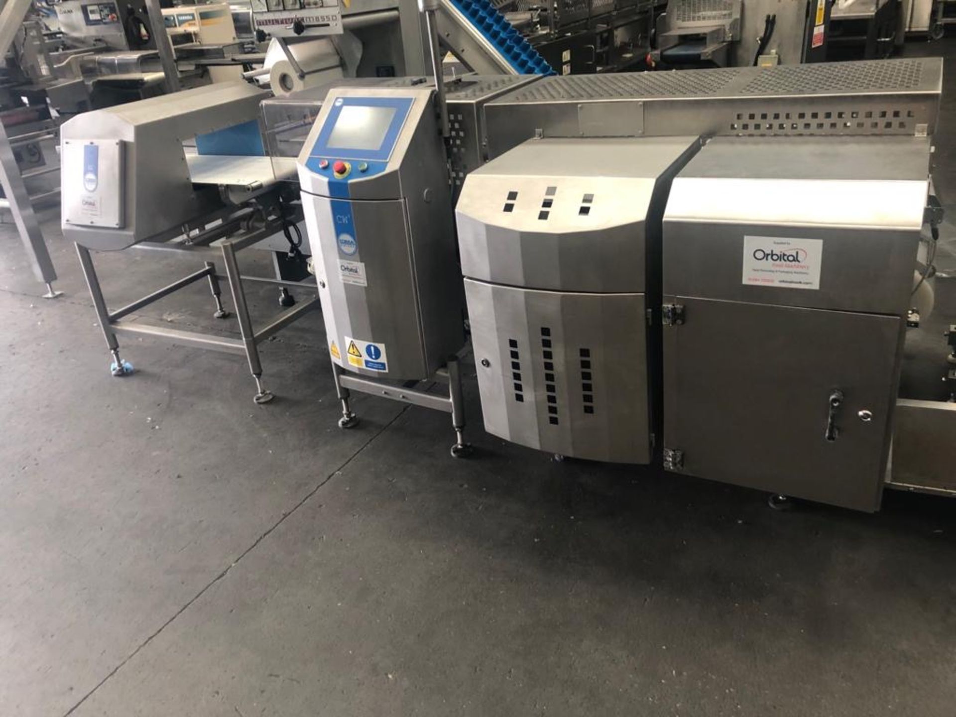 LOMA COMBI UNIT WITH IQ3 HEAD AND CW3 CHECKWEIGHER.