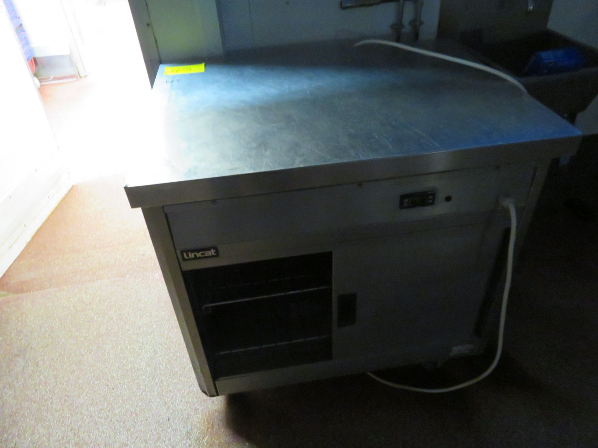 LINCAT 2-SHELF WARMING OVEN. - Image 2 of 2