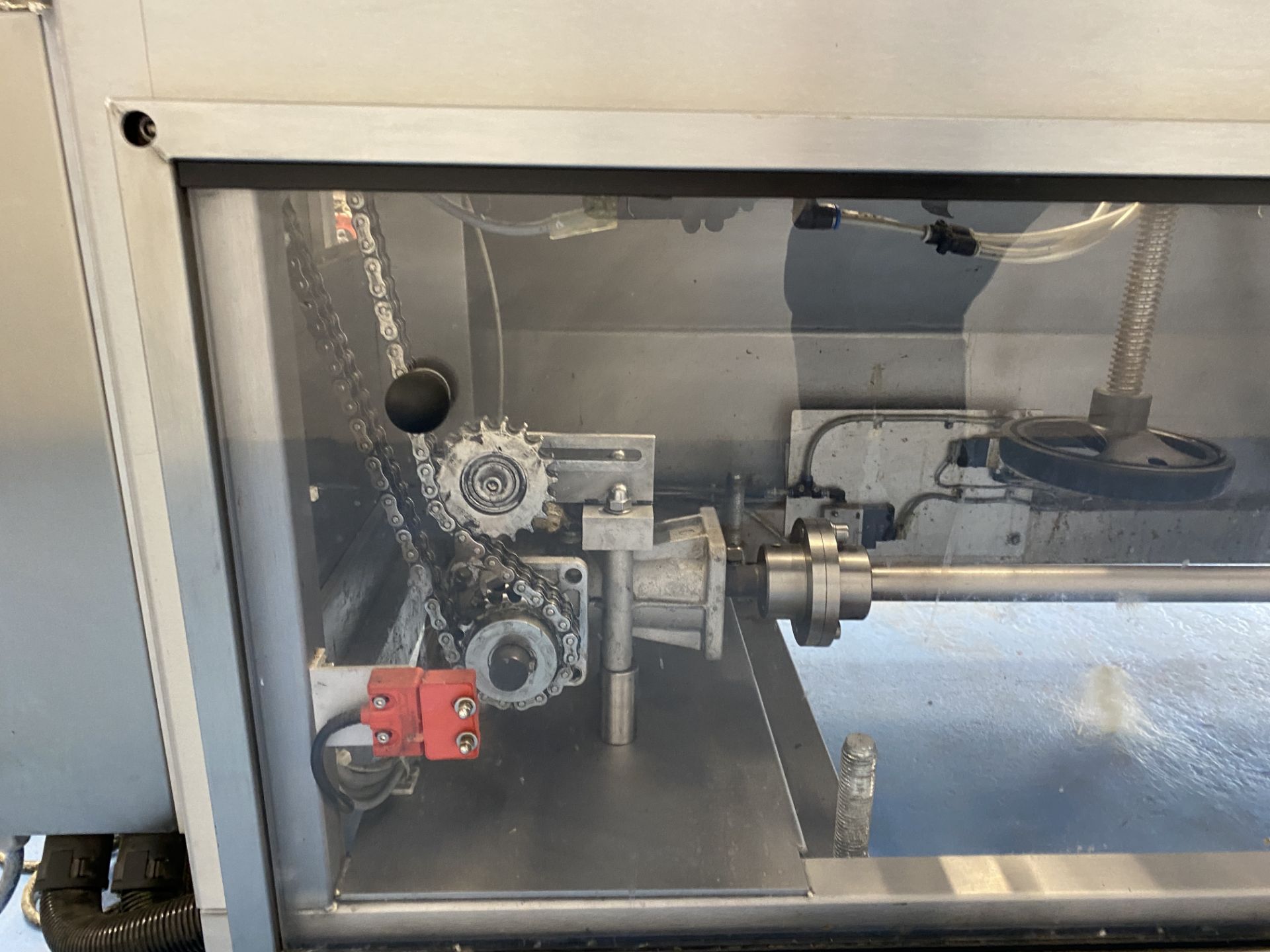 FREEMANTLE SO6 SEMI AUTO SLEEVING MACHINE. - Image 10 of 13