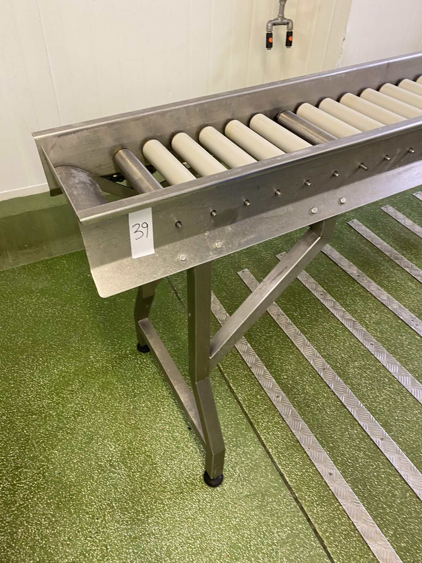 S/S ROLLER CONVEYOR. - Image 2 of 3