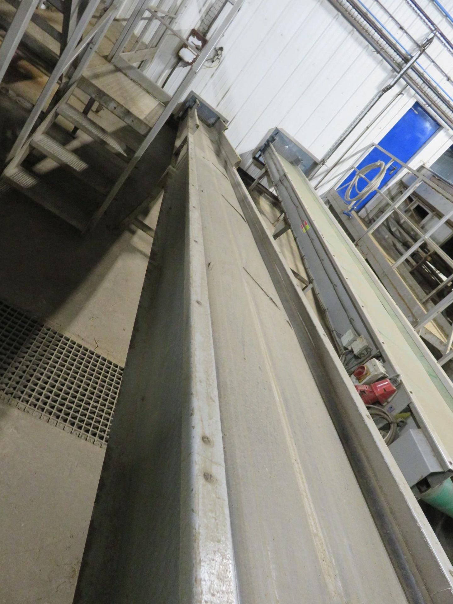 RETURN CONVEYOR. - Image 2 of 4