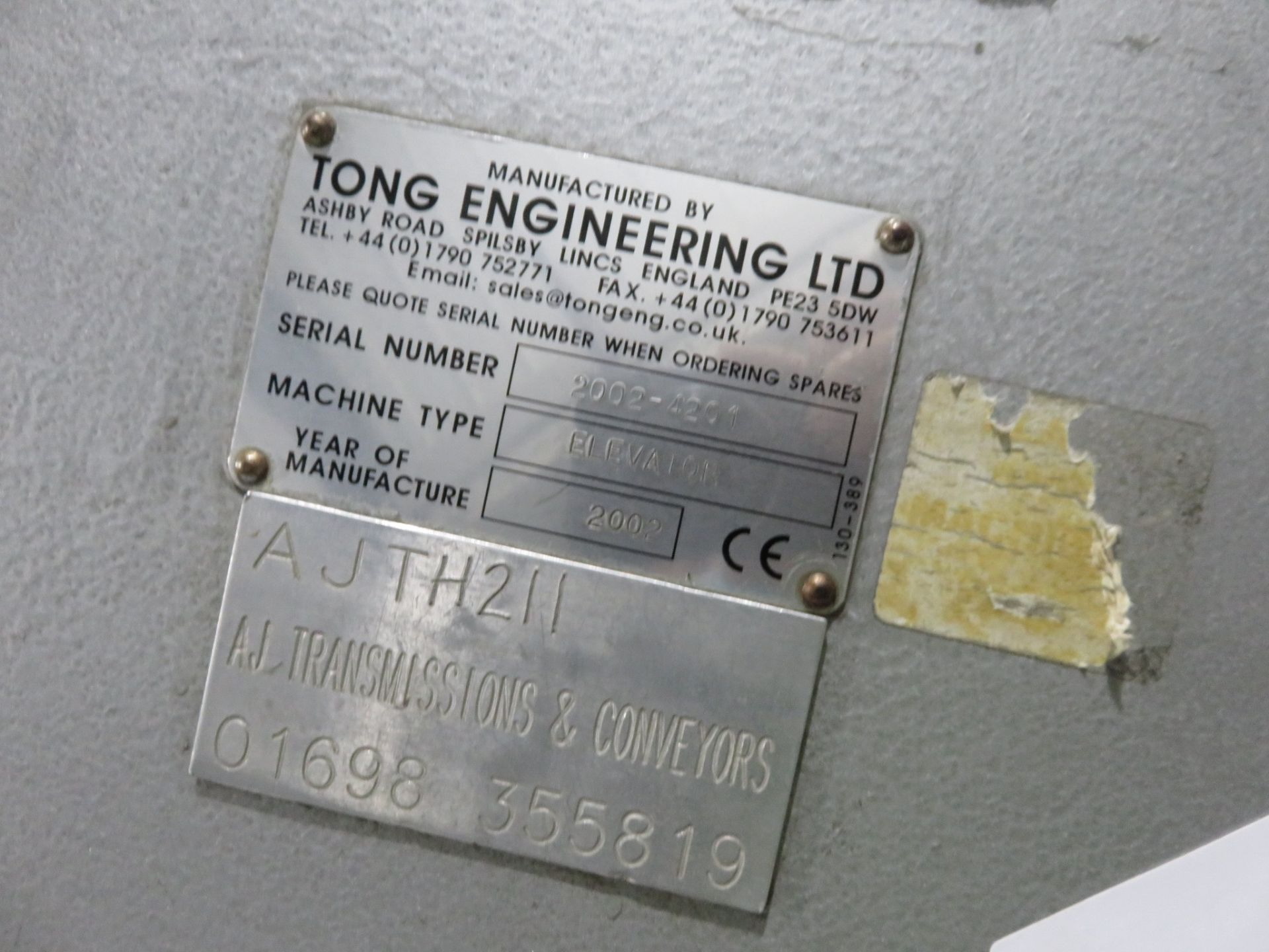 TONG & PEAL ELEVATED FLIGHTED CONVEYOR. - Image 2 of 6