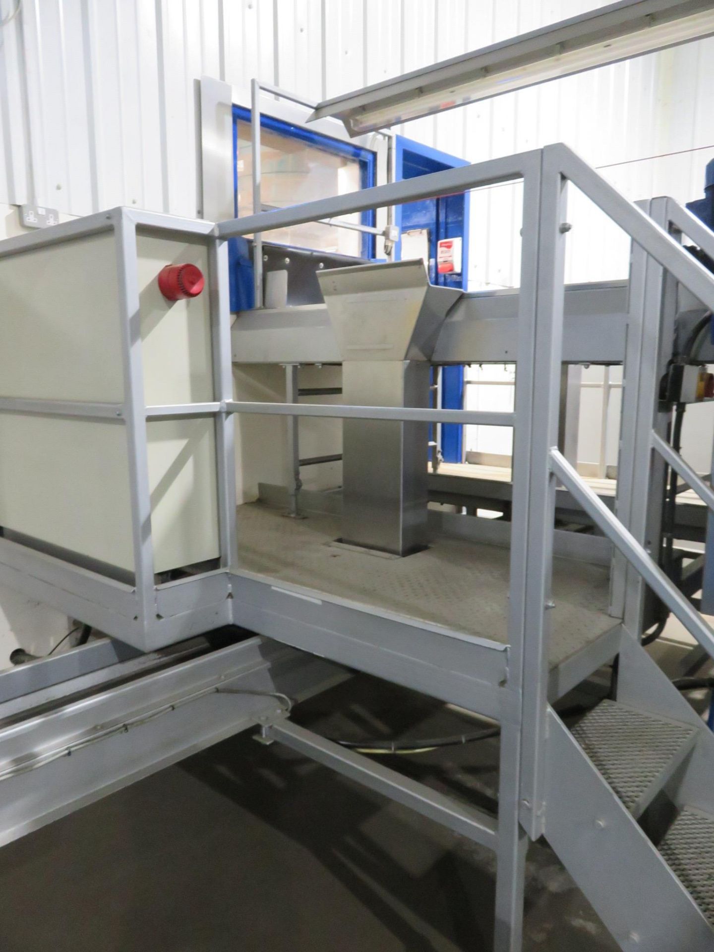 4 PERSON INSPECTION POWER ROLLER CONVEYOR UNIT - Image 6 of 11