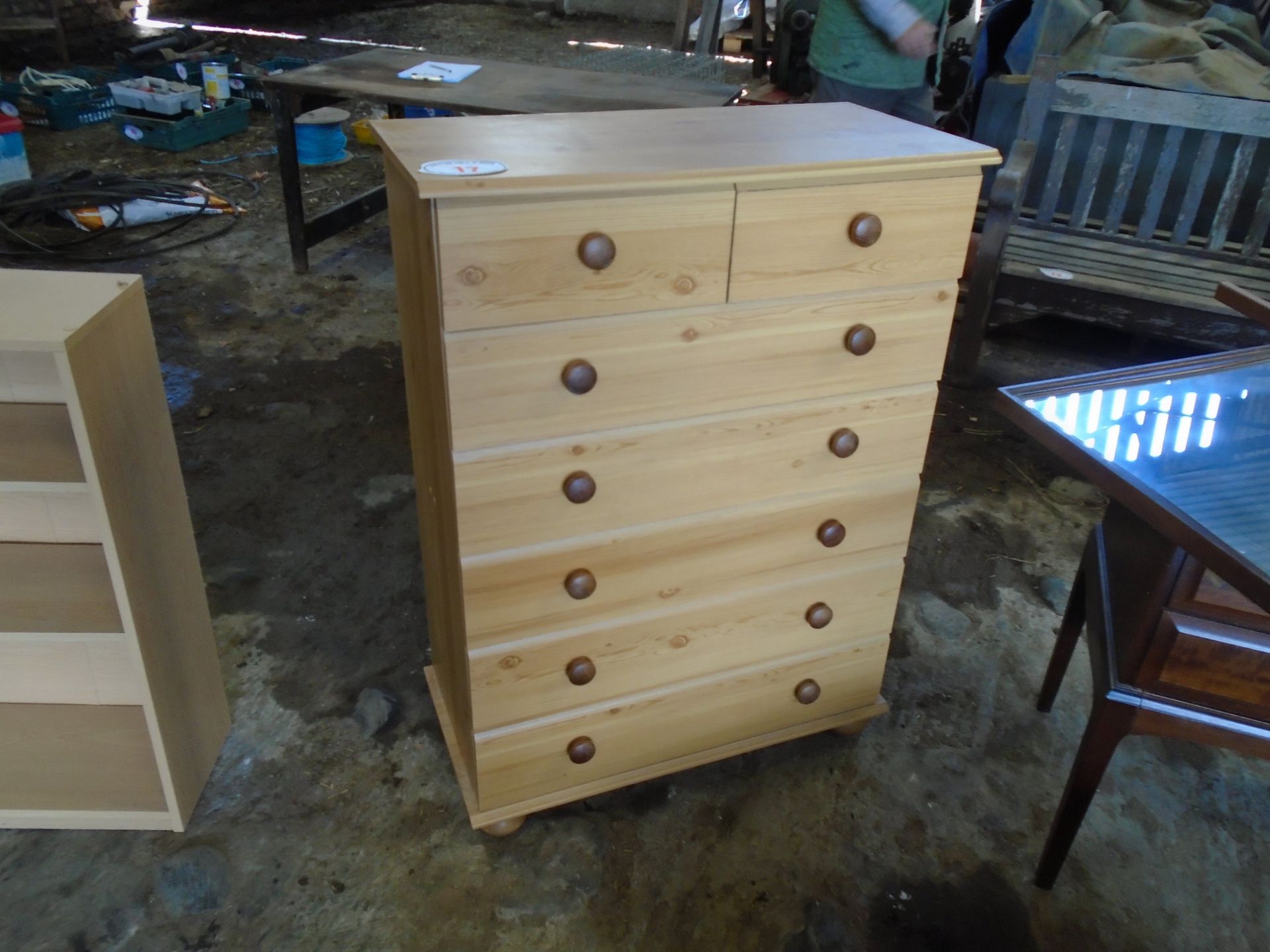 Chest of drawers