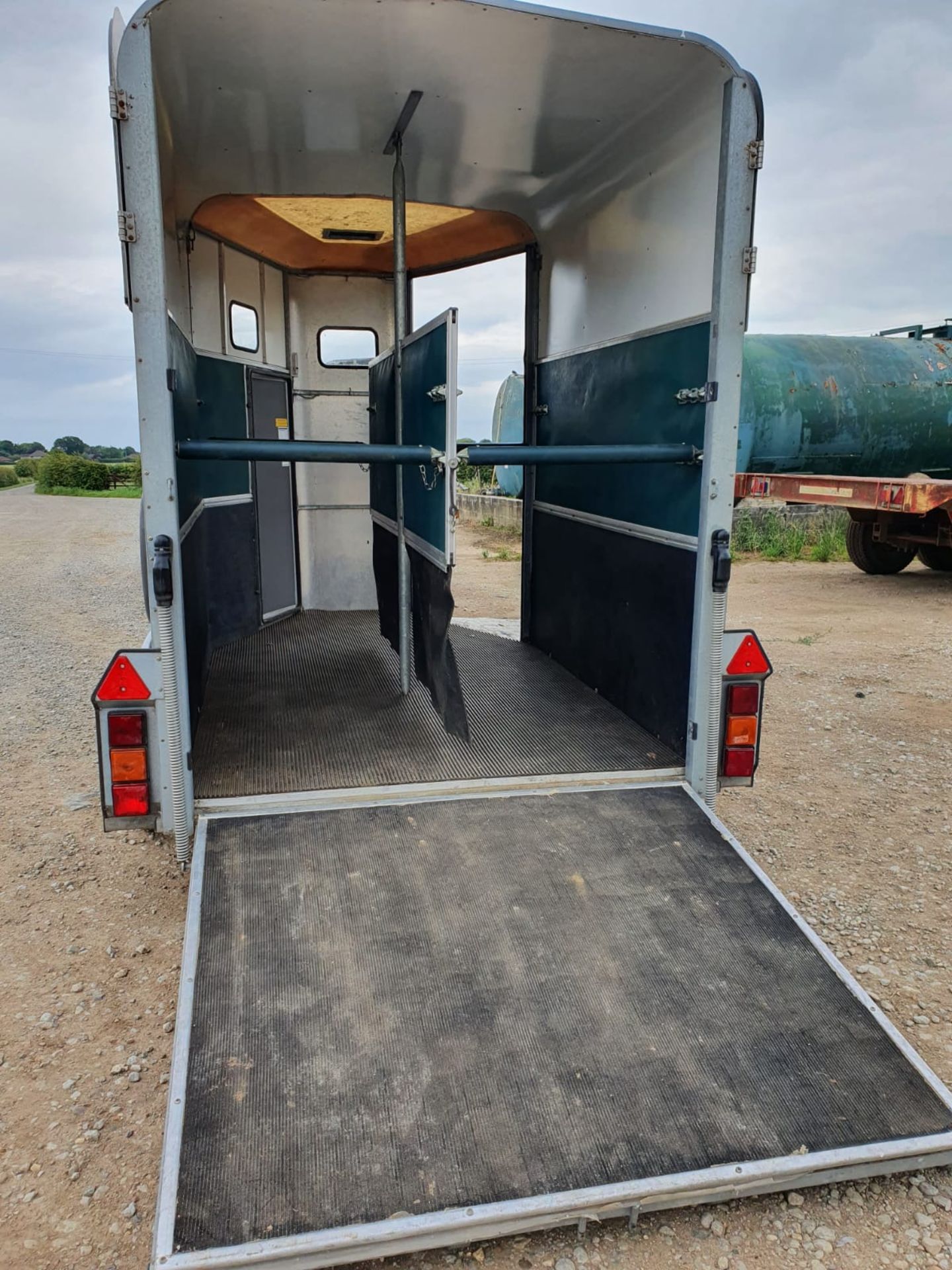 Ifor Williams 510 horse box, very little use, has Datatag Protection - Image 3 of 6