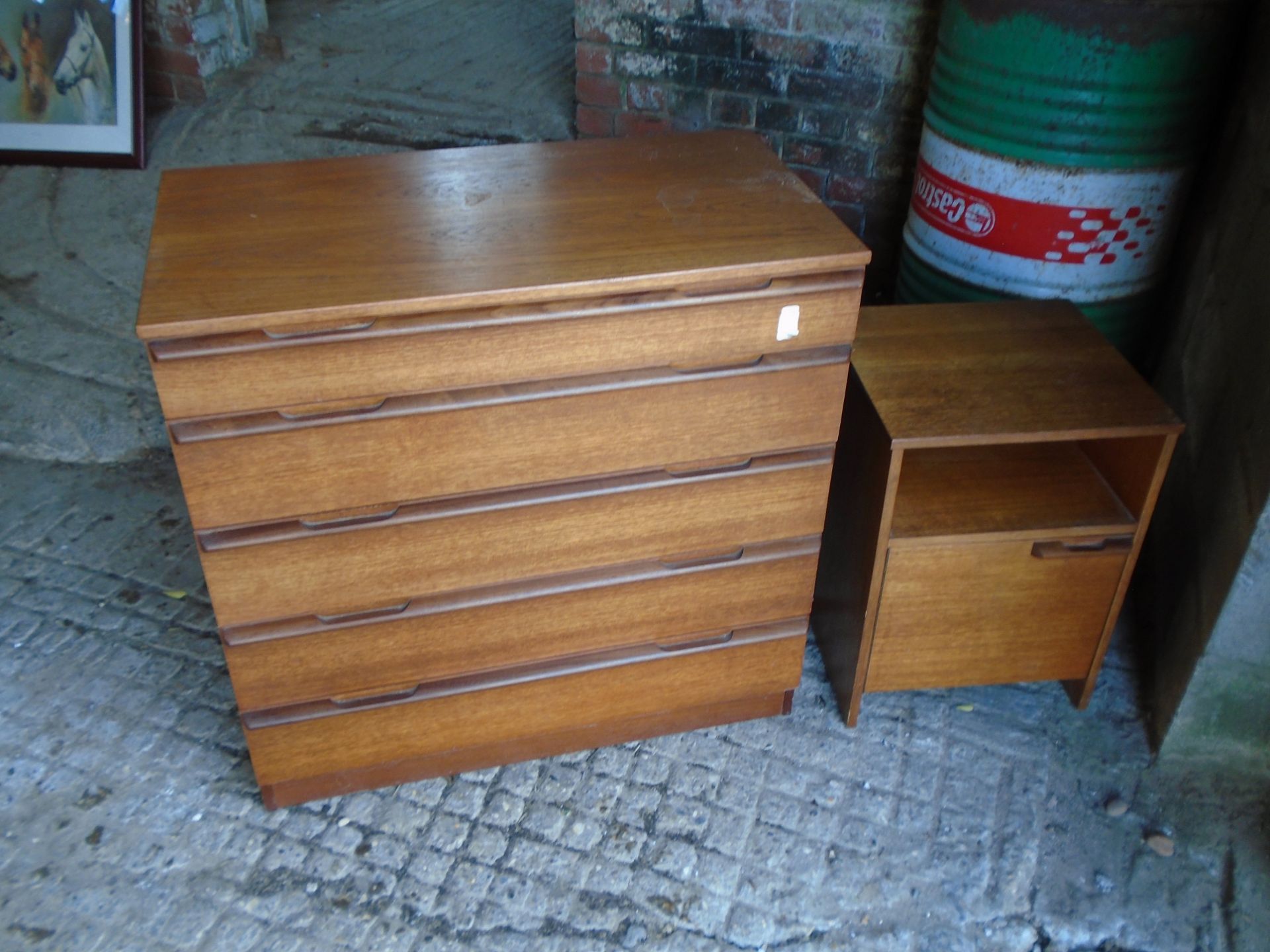 Chest of drawers & side unit