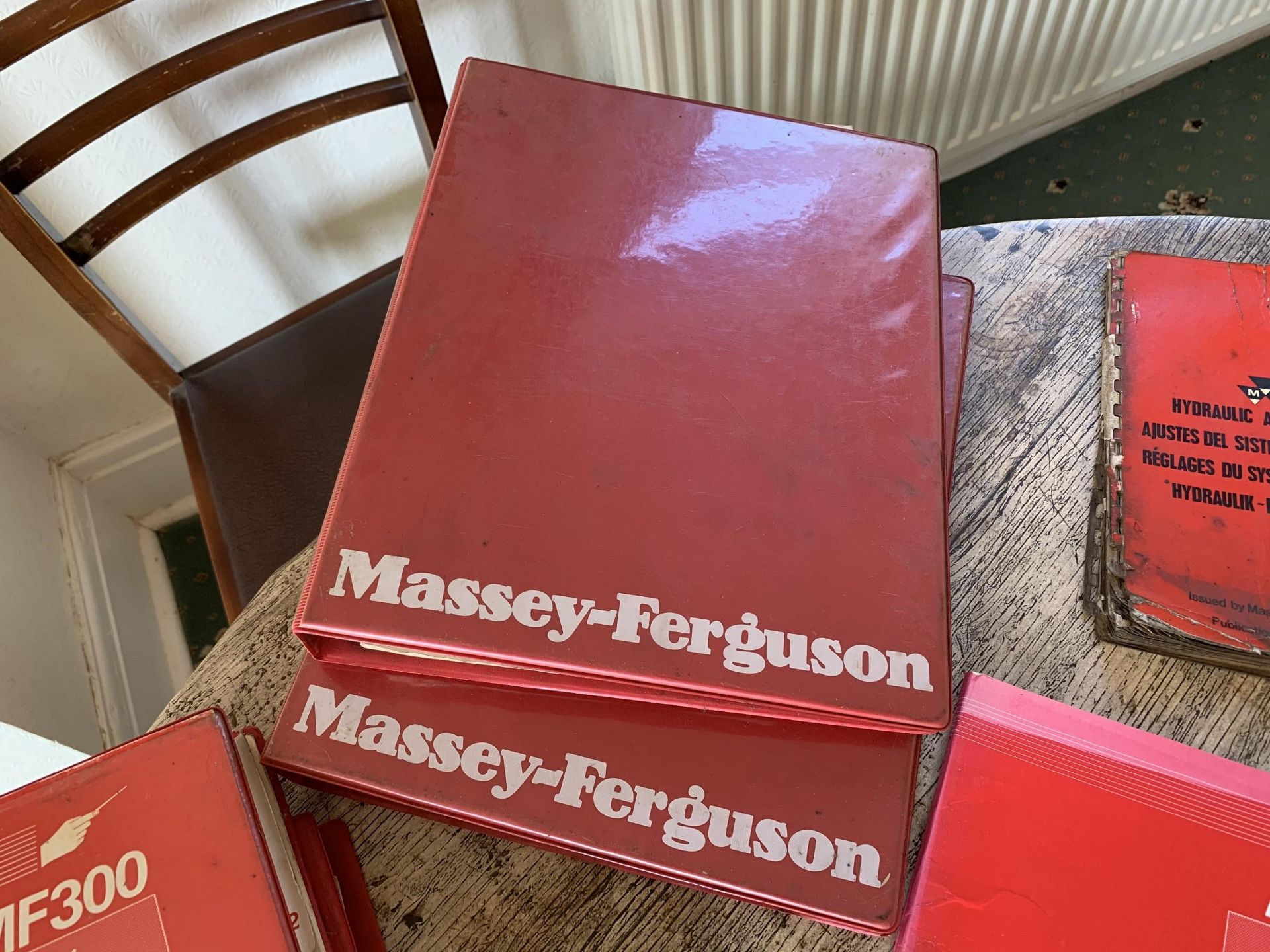 Quantity of Massey Ferguson manuals - Image 3 of 9