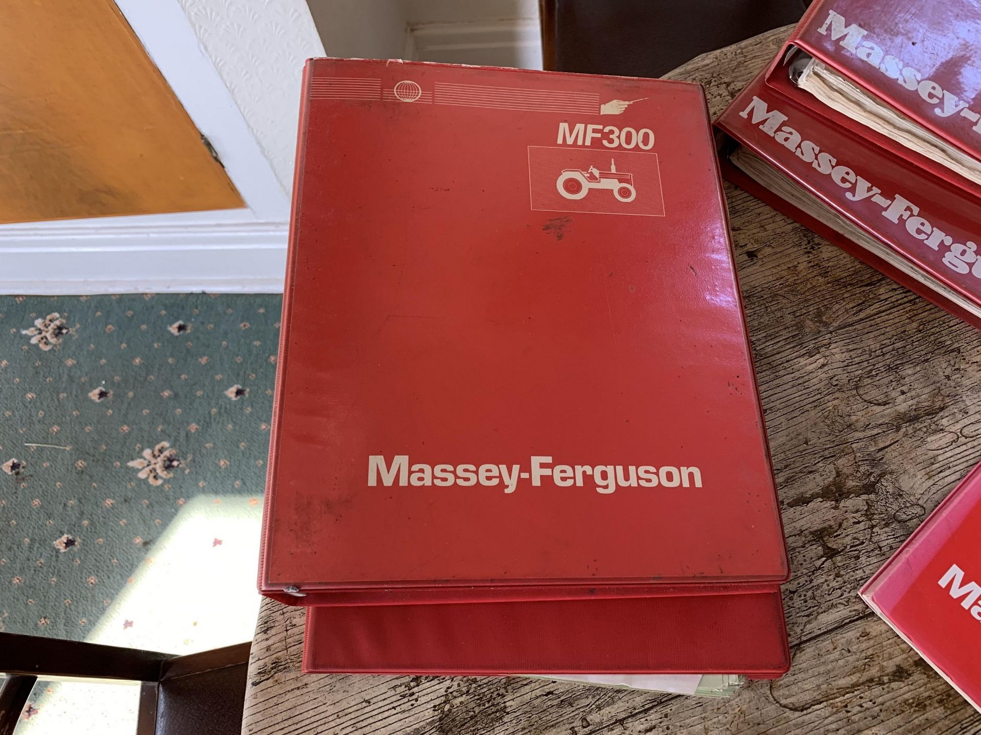 Quantity of Massey Ferguson manuals - Image 2 of 9