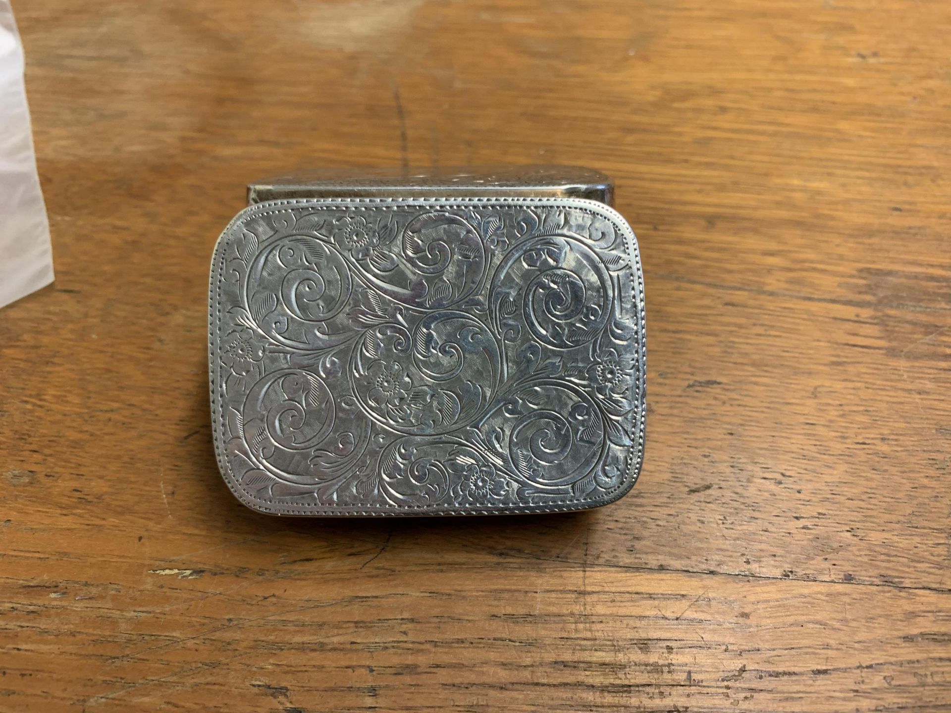 Silver snuff box believed hall marked Birmingham 1939 - Image 4 of 4