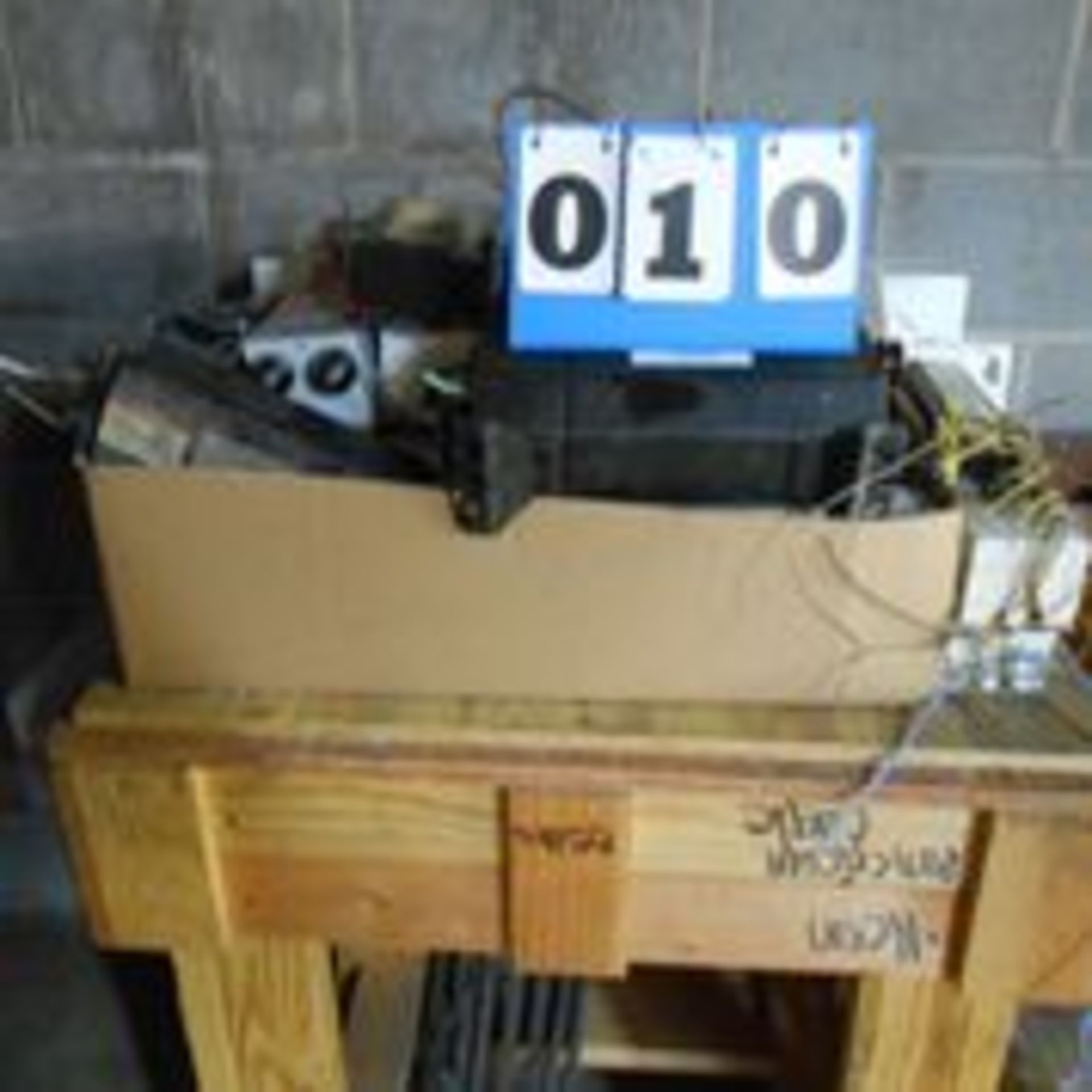 Rolling Table, Lot Used Ballast