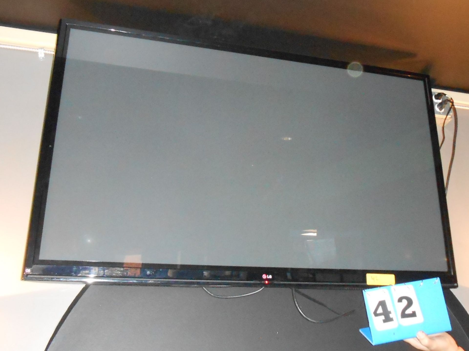 Panasonic 50" Flat Screen TV w/Wall Mount