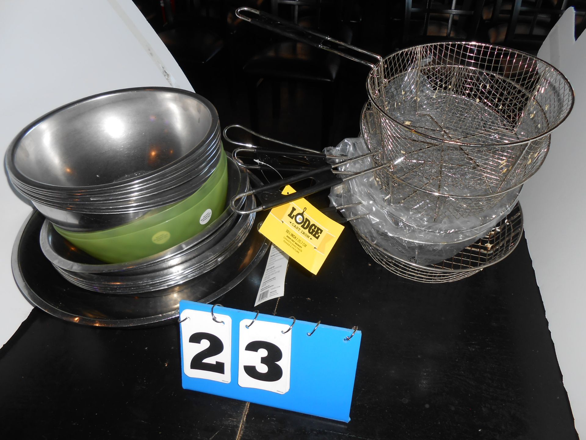 Lot: Stainless Steel Mixing Bowls and Round Fryer Baskets