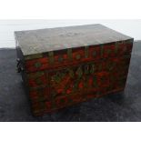 Anglo Indian padouk and brass inlaid trunk, the lift up top revealing a lift out tray, 38 x 62cm