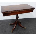 Mahogany fold-over card table on baluster column and quadripartite legs, 78 x 86cm