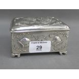 Edwardian silver box with Reynolds Angels pattern, Chester 1901, 10 x 8cm