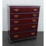 Modern chest with five graduating long drawers, 102 x 86 cm