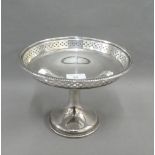 Early 20th century Walker & Hall silver tazza, Sheffield 1912, 16cm high