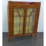 Art Deco walnut china cabinet with two glass shelves and cabriole legs, 122 x 90cm