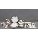 Quantity of Royal Albert and Elizabethan 'Cottage Rose' and 'Old Country Rose' table wares,