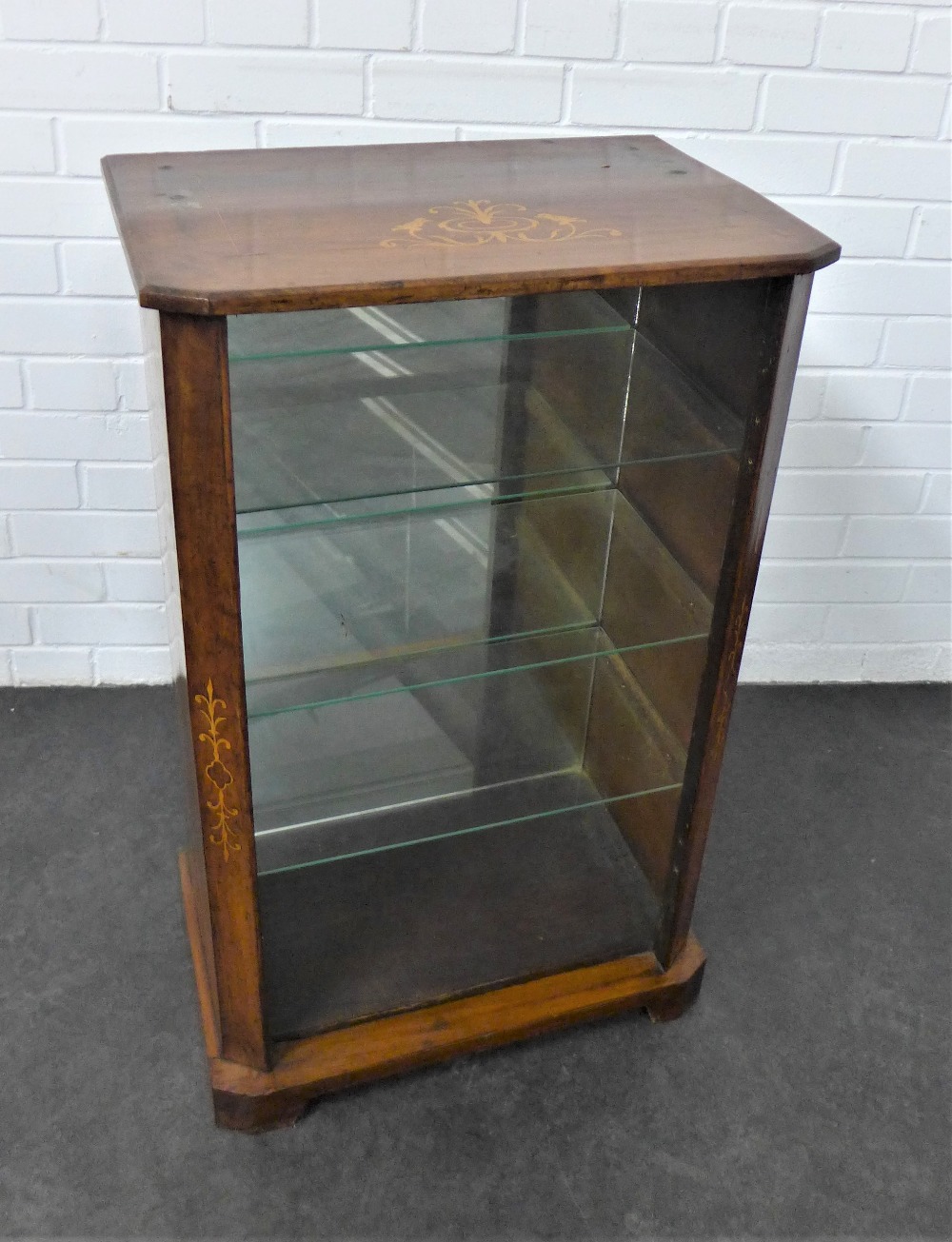 19th century rosewood and inlaid cabinet with glazed interior and glass shelves, 88 x 54cm
