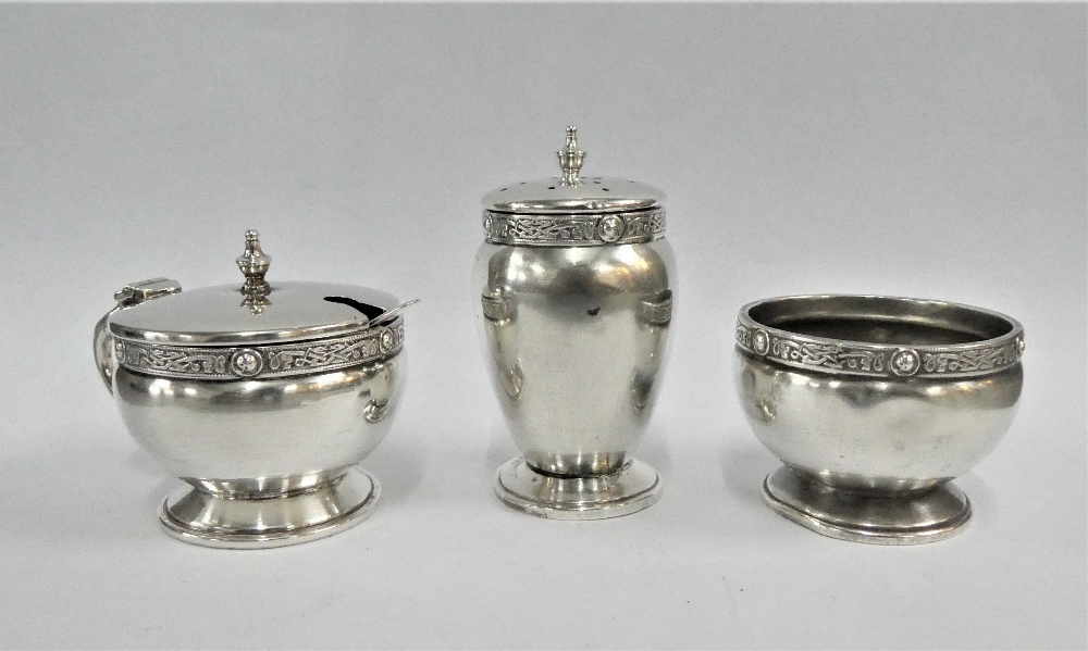 George VI silver three piece condiment set, Birmingham 1947 (3)