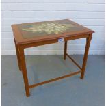 Retro tiled top table, 40 x 48 x 50cm