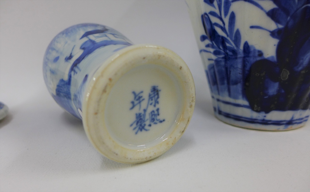 A Chinese blue and white high shouldered baluster vase, Kangxi mark to the base but likely later, - Image 5 of 5