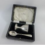 Walker & Hall Sheffield silver egg cup and spoon, in fitted box