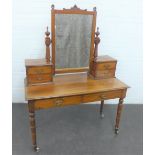 Late 19th / early 20th century mahogany dressing table with mirror back flanked by two jewel drawers