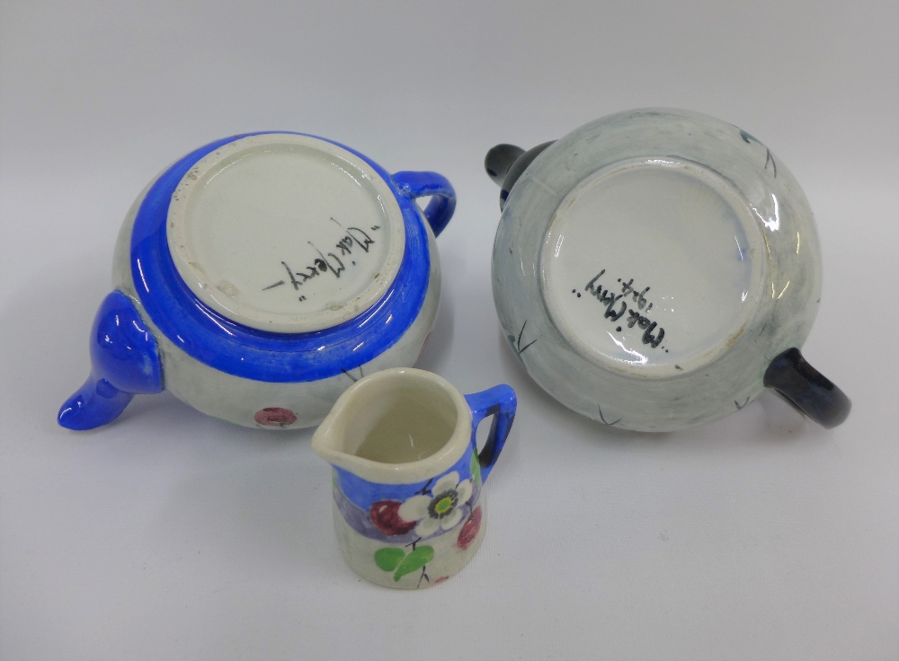 Collection of Mak Merry Scottish floral patterned pottery to include two teapots and a small jug, ( - Image 3 of 3