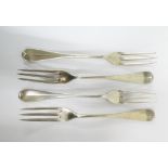 A set of four Victorian Hanoverian pattern three pronged dessert forks, London 1897, 17cm long (4)