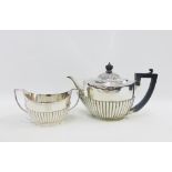 Edwardian silver part teaset comprising teapot and two handled sugar bowl, Goldsmiths & Silversmiths