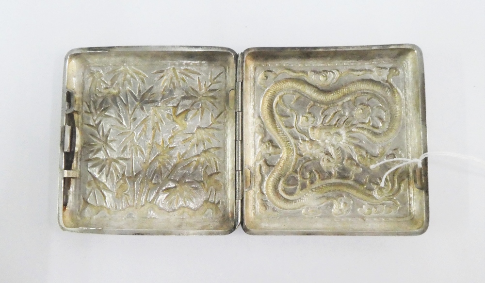 Chinese white metal cigarette case, chased with a dragon pattern, 9 x 9cm - Image 3 of 3