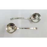 Pair of silver sauce ladles, Sheffield 1937, 12 cm long (2)