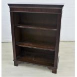 Modern bookcase with dentil frieze and adjustable shelves, on bracket feet, 98 x 72cm