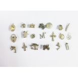 A collection of twenty various charms (20)