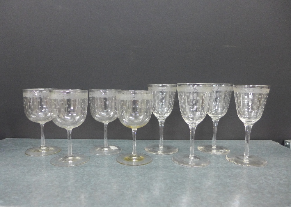 Collection of early 20th century star etched drinking glasses and a frilled rim vase of similar - Image 3 of 4